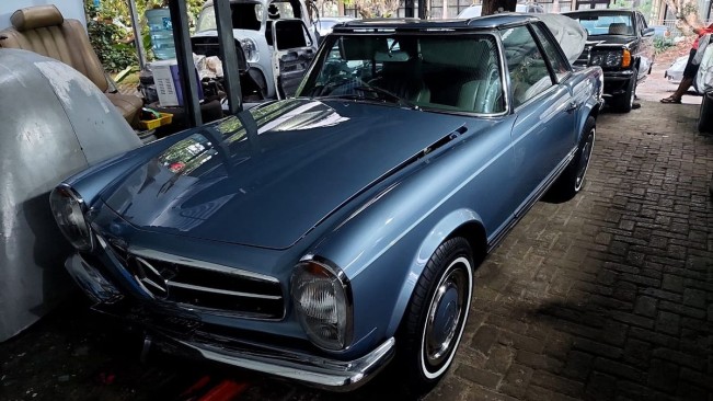 mercedes benz 280 SL milik Ridwan Kamil. (Ist)